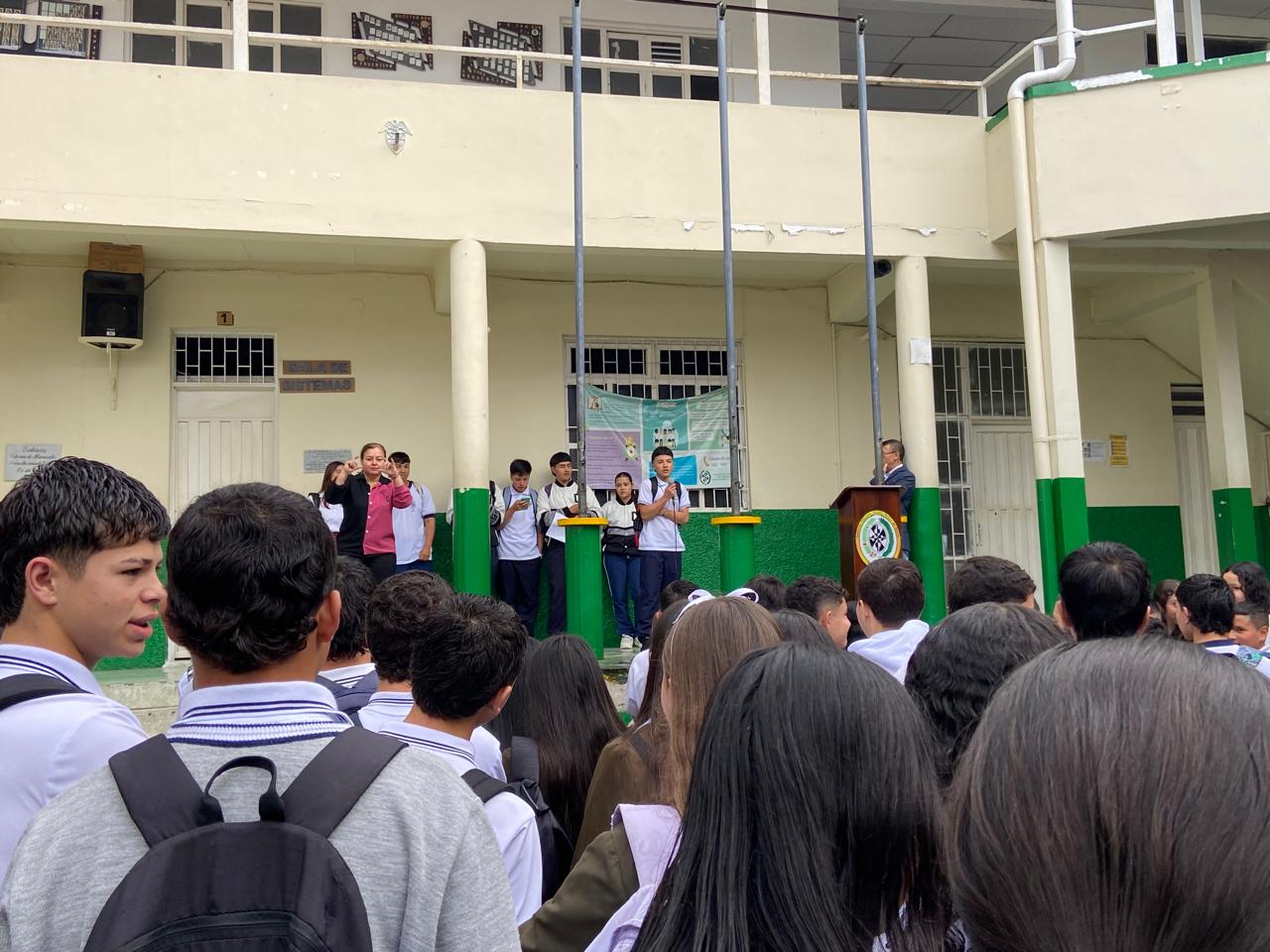 ¡El ambiente democrático ya se siente en los pasillos de la Institución Educativa Nuestra Señora del Rosario!