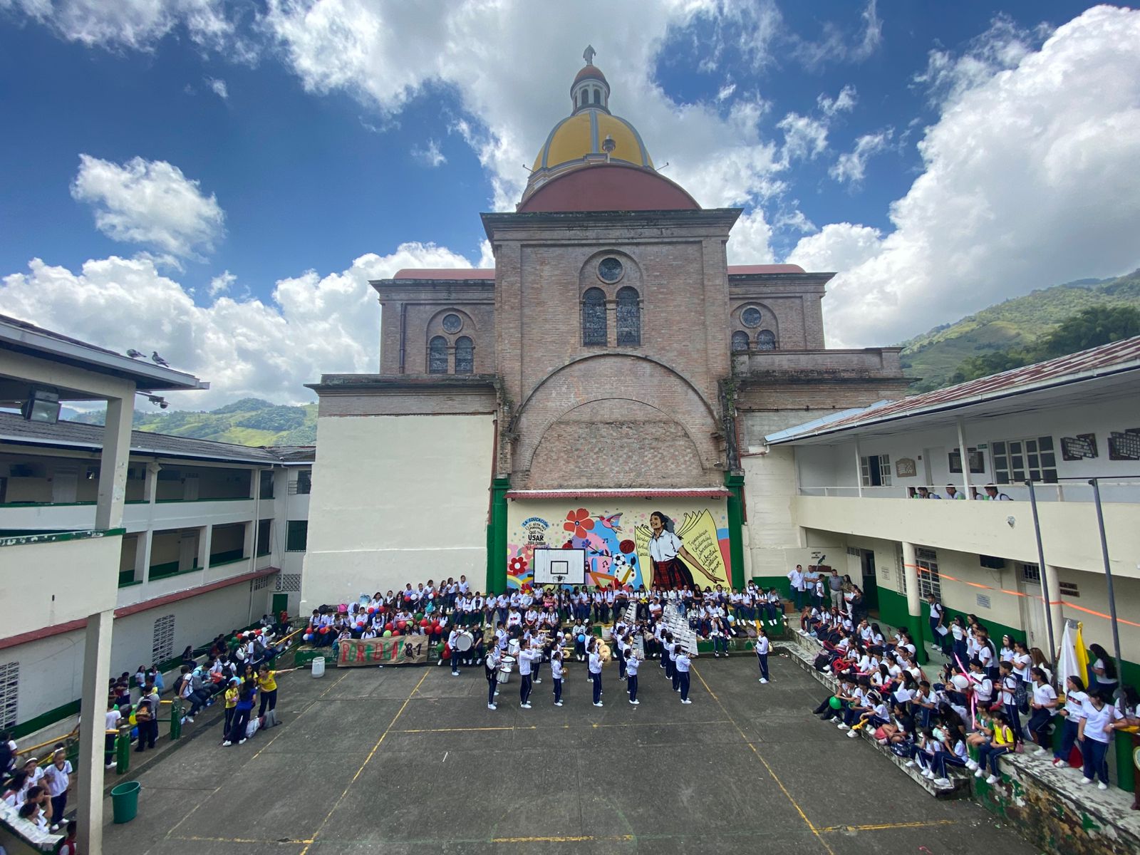 INAUGURACIÓN DE INTERCLASES